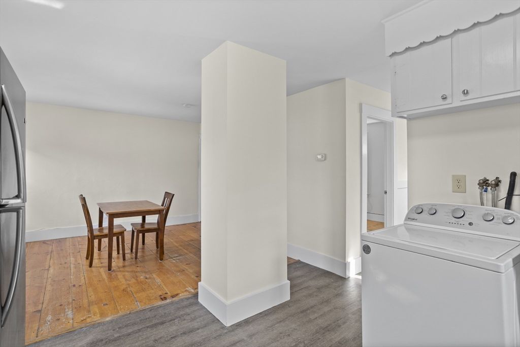 Dining room, Interior, Washer, Wood Texture Flooring