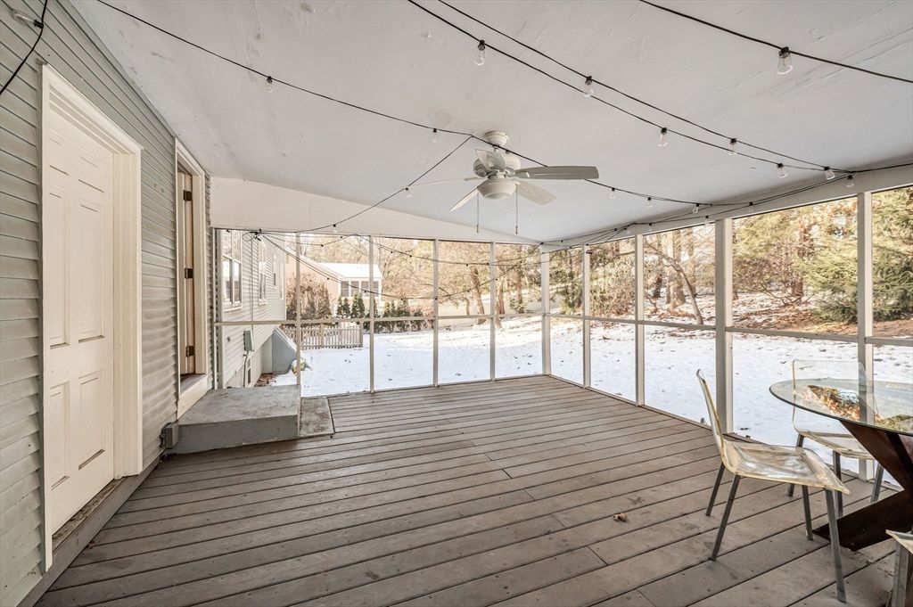 Interior, Sun Room, Wood Texture Flooring