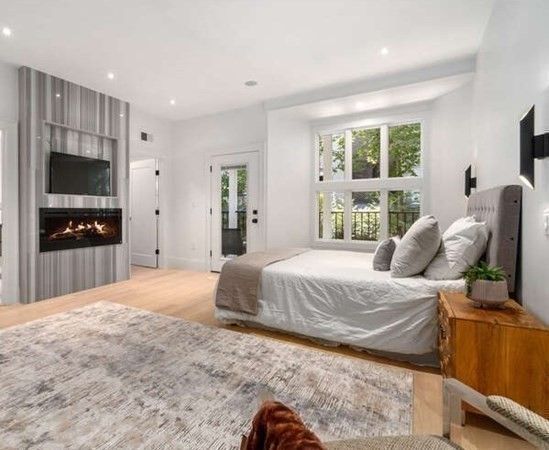 Bedroom, Fireplace, Interior, Recessed Lighting, Wood Texture Flooring