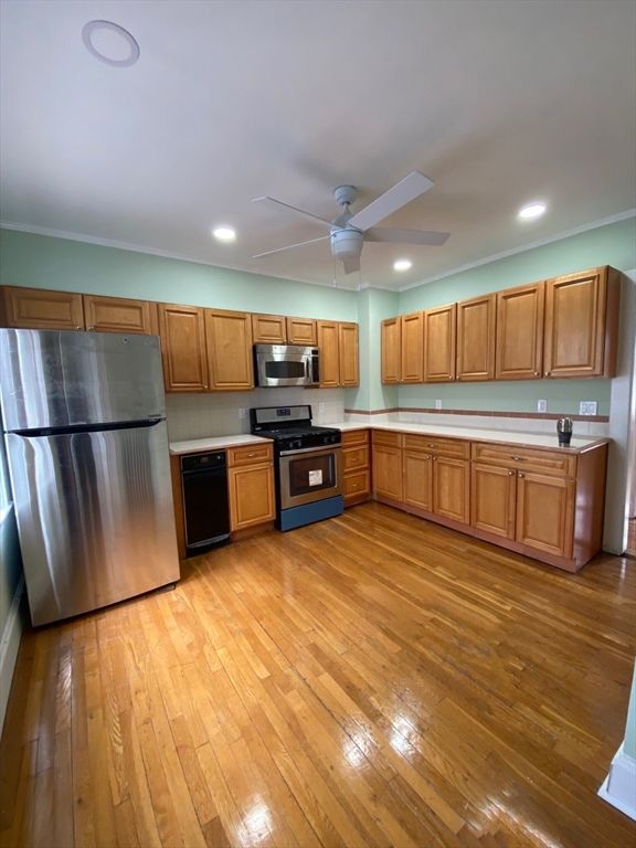 Interior, Kitchen, Recessed Lighting, Stainless Steel Appliances, Wood Texture Flooring