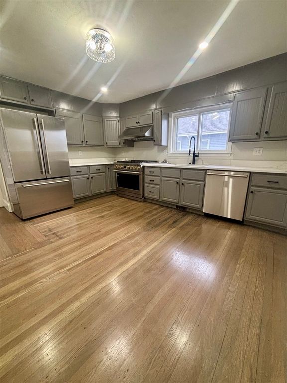 Interior, Kitchen, Stainless Steel Appliances, Wood Texture Flooring