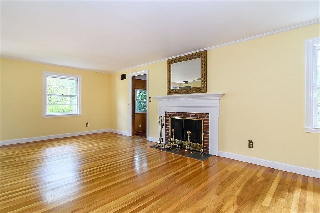Empty room, Fireplace, Interior, Wood Texture Flooring