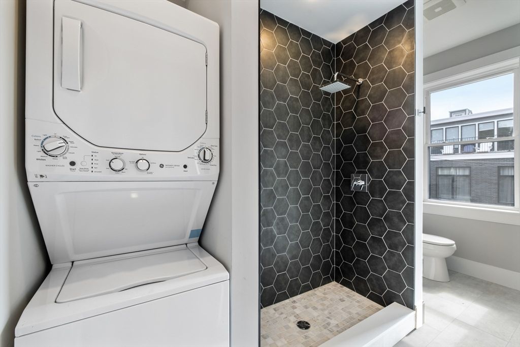 Bathroom, Interior, Utility Closets, Washer