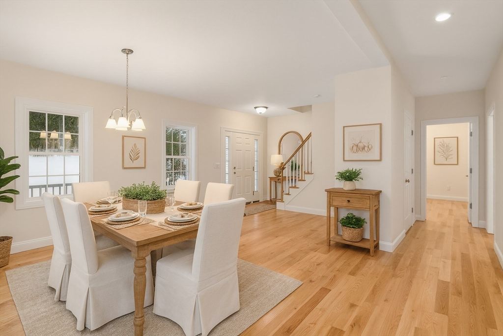 Dining room, Interior, Pendant Lights, Recessed Lighting, Wood Texture Flooring