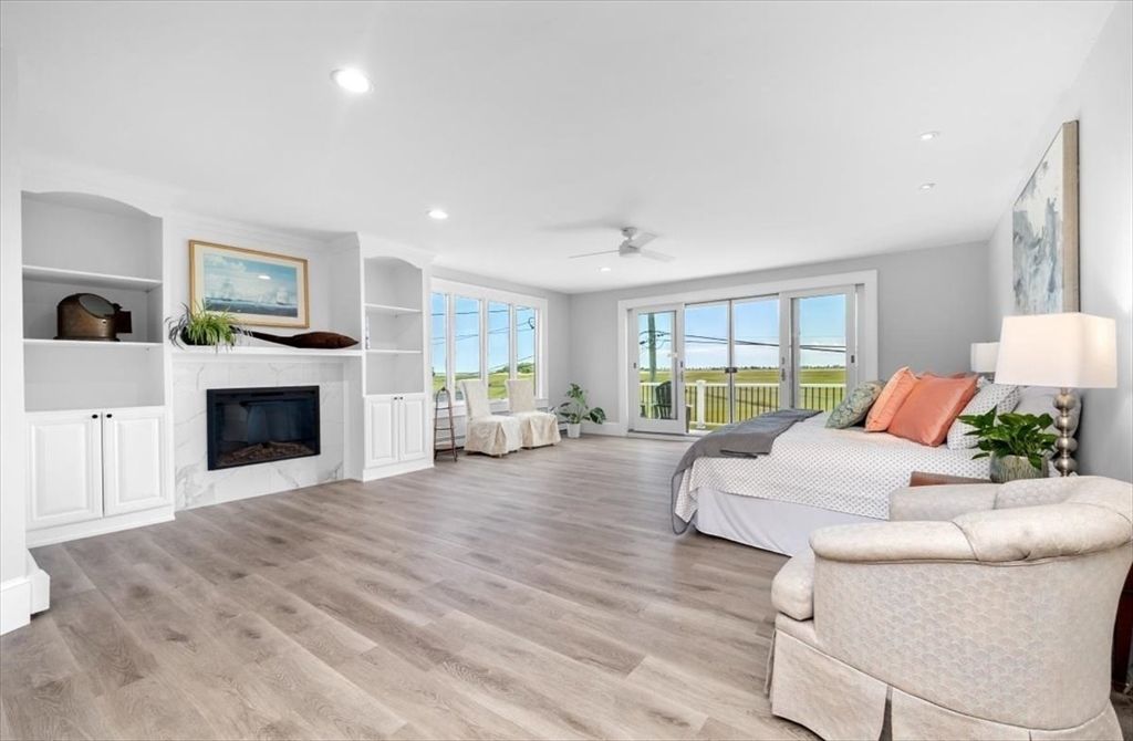 Bedroom, Fireplace, Interior, Recessed Lighting, Wood Texture Flooring