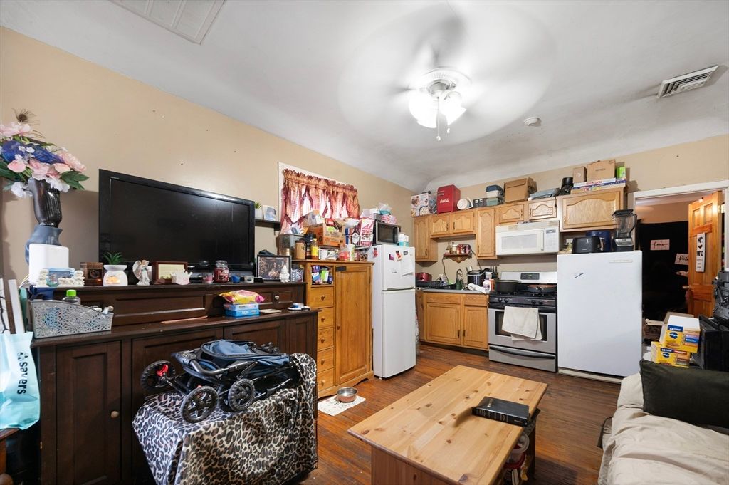 Interior, Kitchen, Wood Texture Flooring
