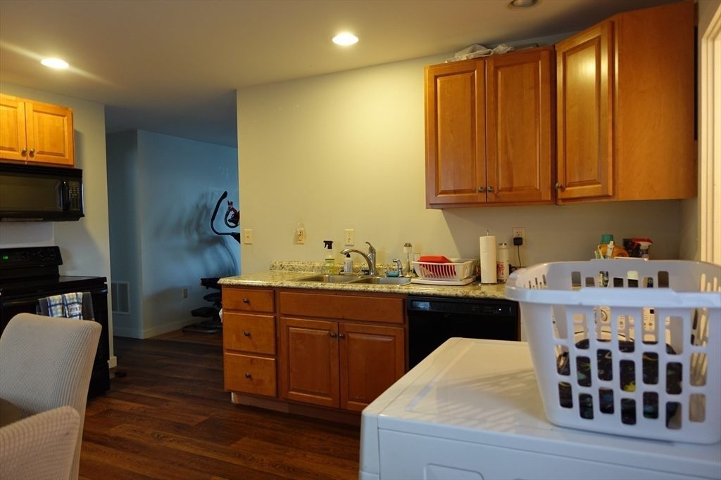 Interior, Kitchen, Recessed Lighting, Washer, Wood Texture Flooring