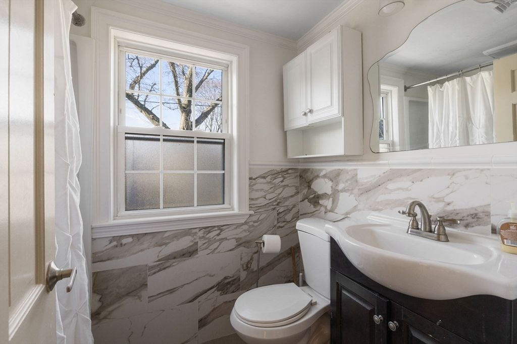 Bathroom, Interior, Marble Walls