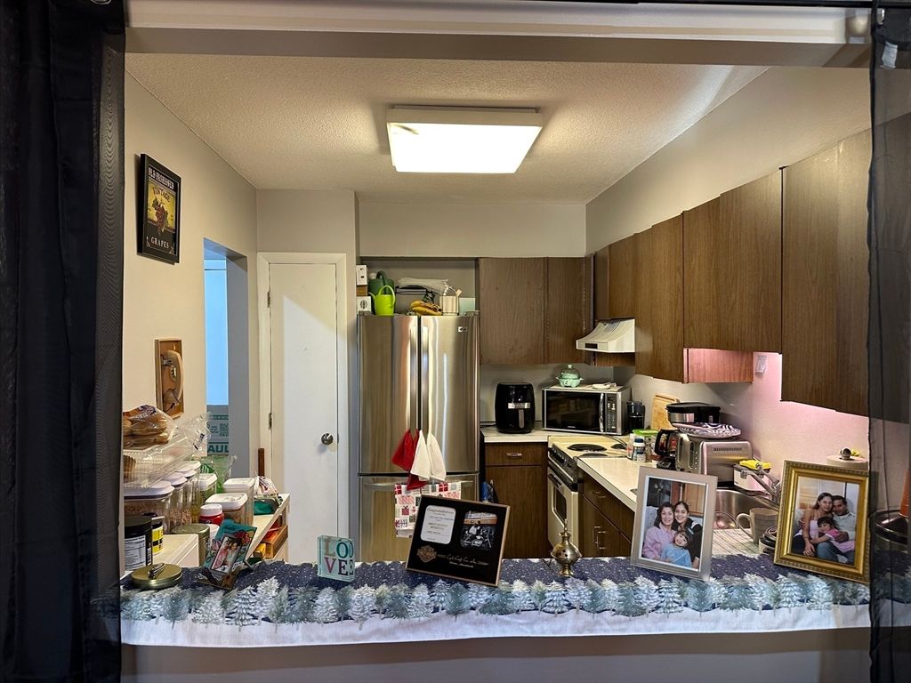 Interior, Kitchen, Stainless Steel Appliances