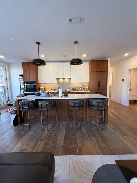 Interior, Kitchen, Pendant Lights, Recessed Lighting, Wood Texture Flooring