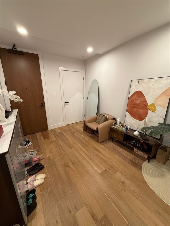 Interior, Recessed Lighting, Wood Texture Flooring