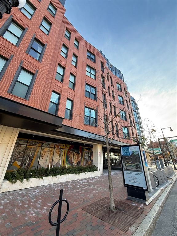 Exterior, Facade, Condo Building