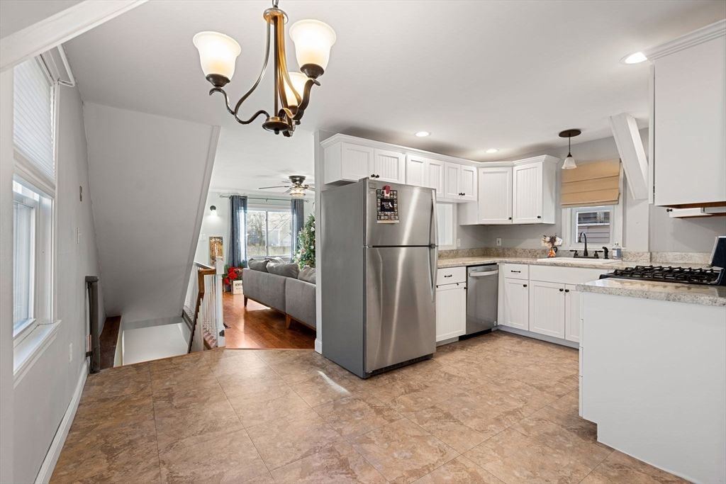 Interior, Kitchen, Living room, Pendant Lights, Recessed Lighting, Stainless Steel Appliances, Wood Texture Flooring