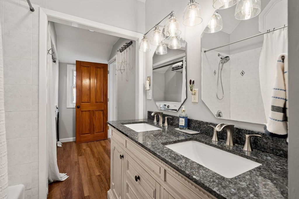 Bathroom, Dual Sink Vanities, Interior, Wood Texture Flooring