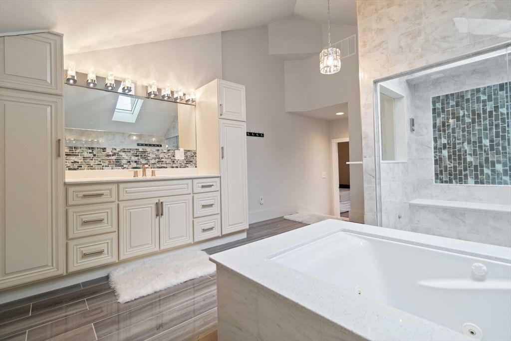 Bathroom, Dual Sink Vanities, Interior, Pendant Lights, Wood Texture Flooring