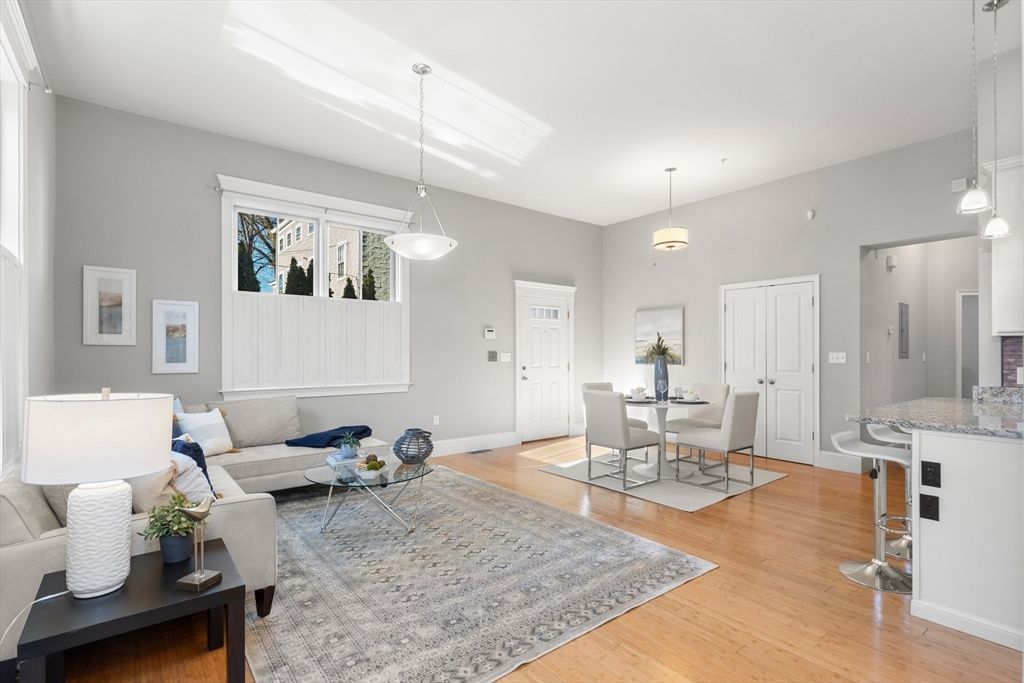 Dining room, Interior, Living room, Pendant Lights, Wood Texture Flooring