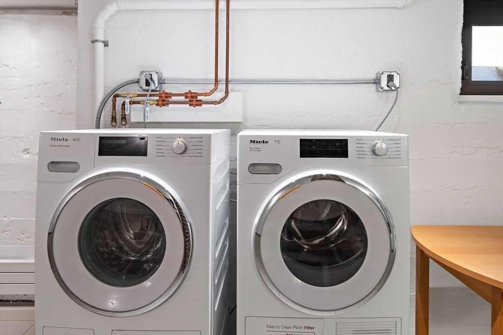 Interior, Utility Closets, Washer