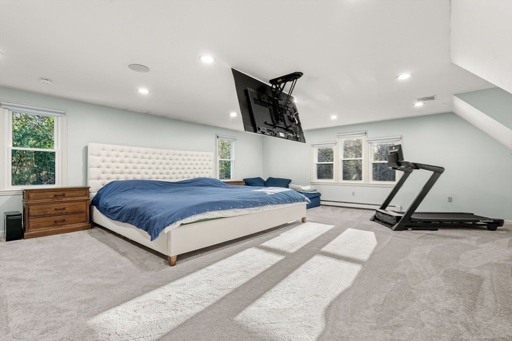 Bedroom, Fitness Equipment, Interior, Recessed Lighting