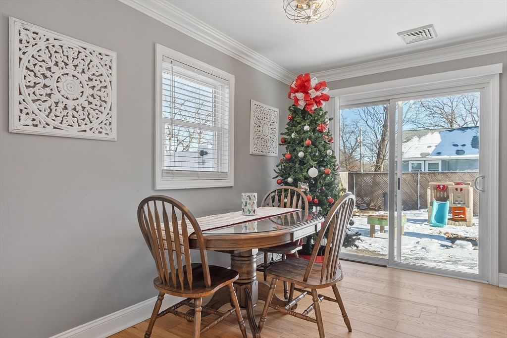 Dining room, Interior, Wood Texture Flooring