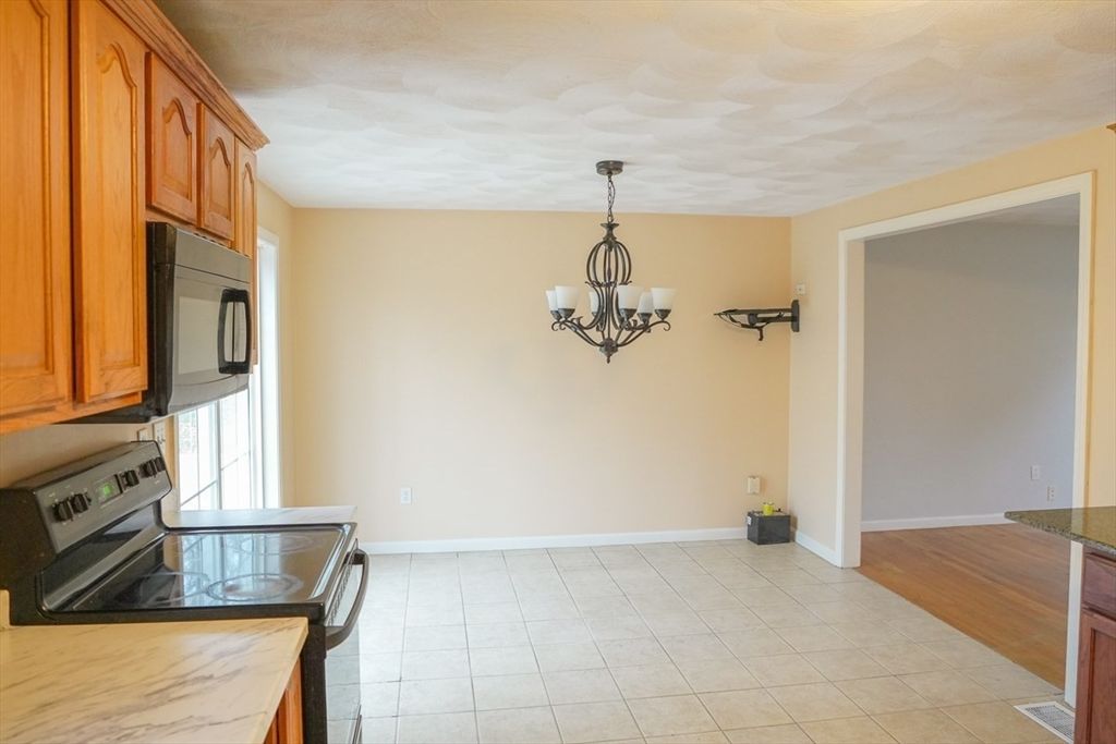 Chandelier, Interior, Kitchen, Wood Texture Flooring