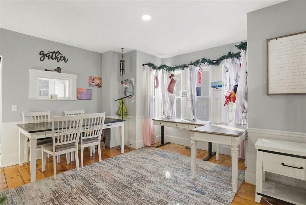 Dining room, Interior, Recessed Lighting, Wood Texture Flooring