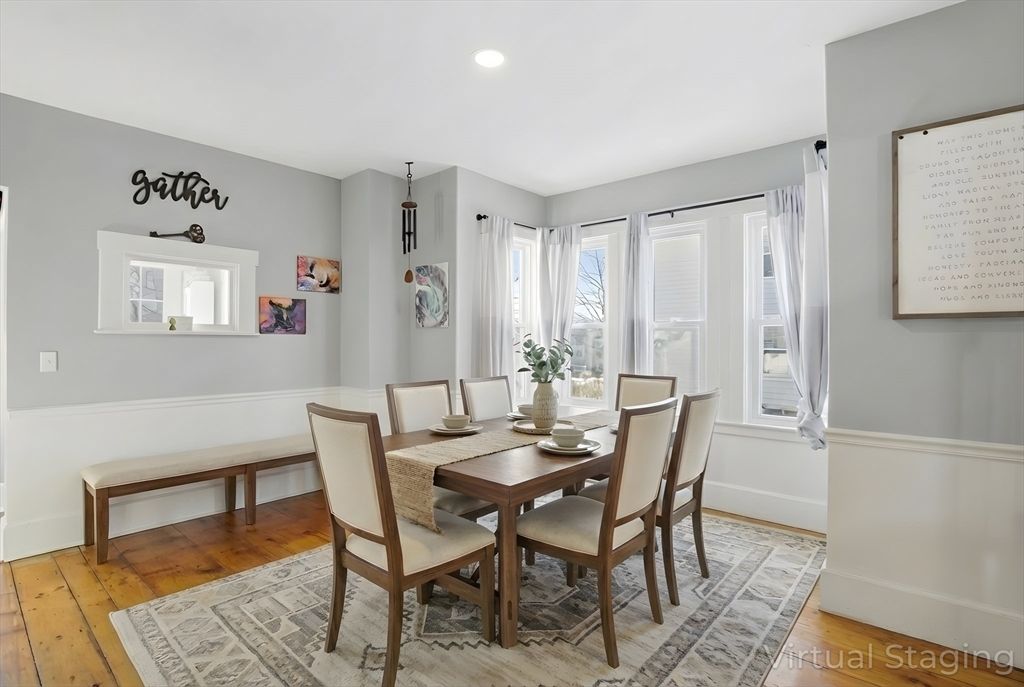 Dining room, Interior, Pendant Lights, Recessed Lighting, Wood Texture Flooring