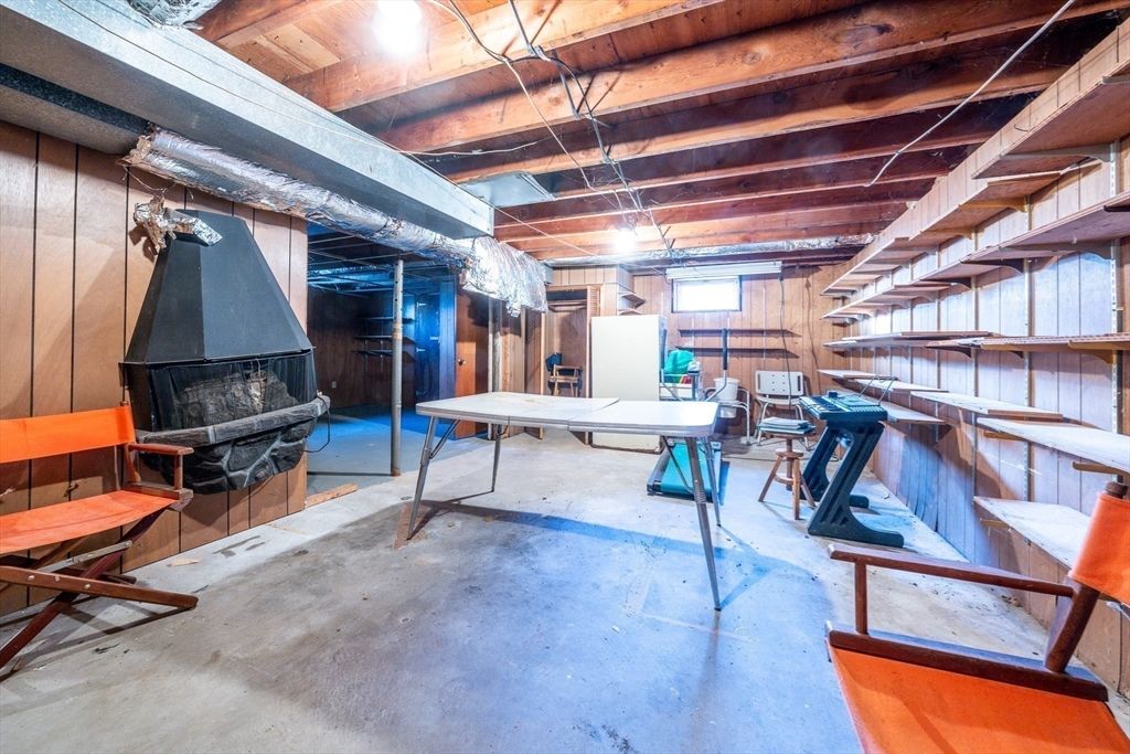 Fireplace, Interior, Wooden Beams