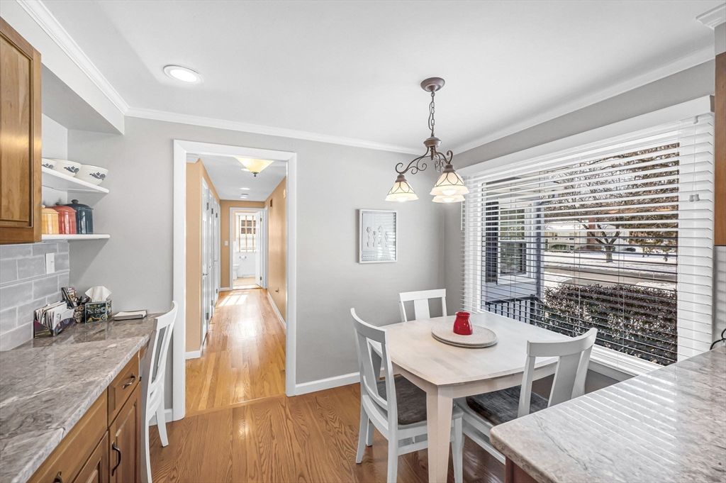 Dining room, Interior, Pendant Lights, Recessed Lighting, Wood Texture Flooring