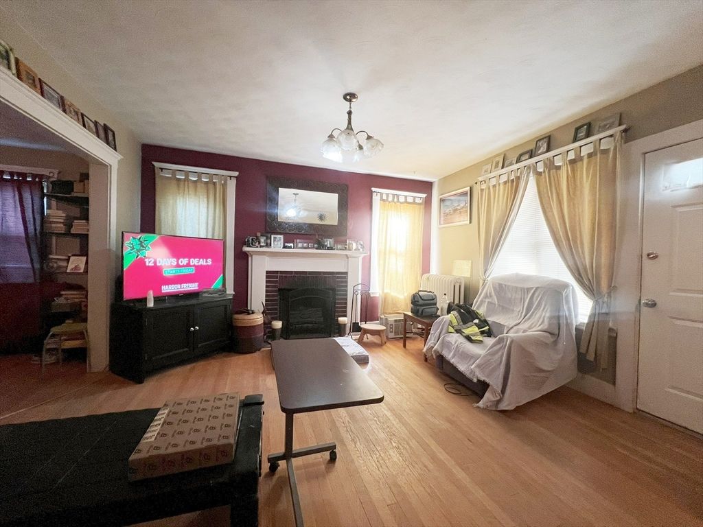 Fireplace, Home Office, Interior, Wood Texture Flooring