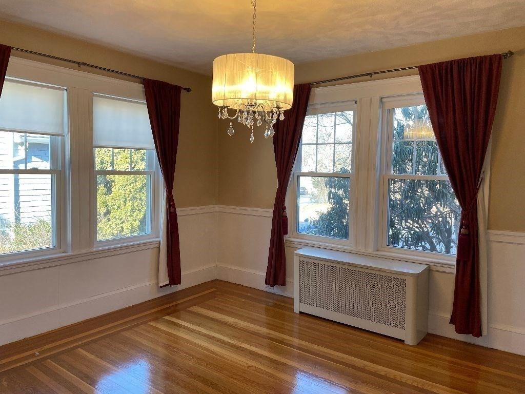 Chandelier, Interior, Wood Texture Flooring