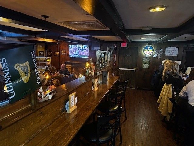 Interior, Pendant Lights, Recessed Lighting, Wood Texture Flooring, Wooden Walls