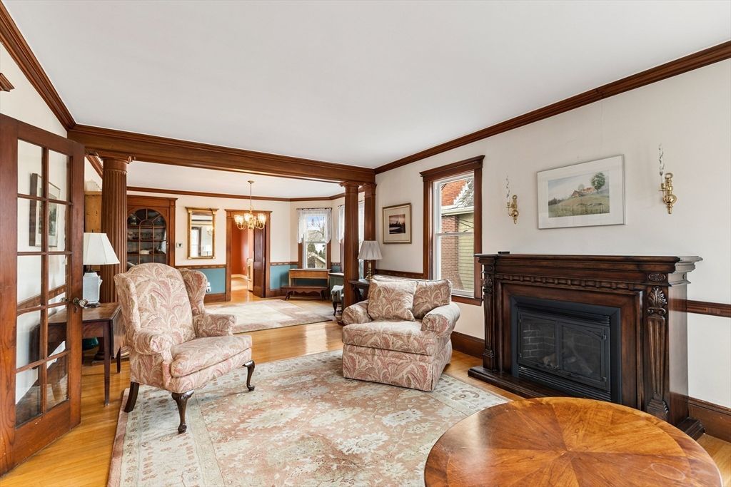 Chandelier, Fireplace, Interior, Wood Texture Flooring