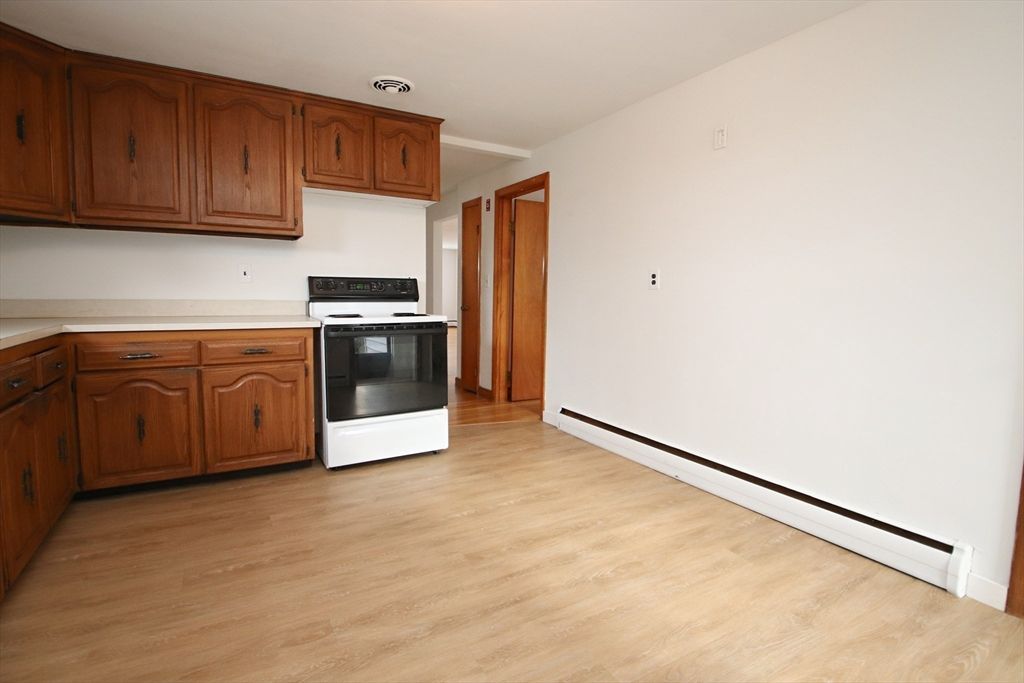 Empty room, Interior, Kitchen, Wood Texture Flooring