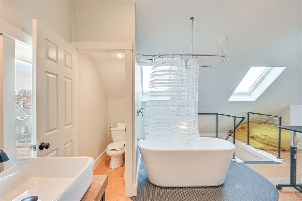 Bathroom, Free Standing Baths, Interior, Pendant Lights