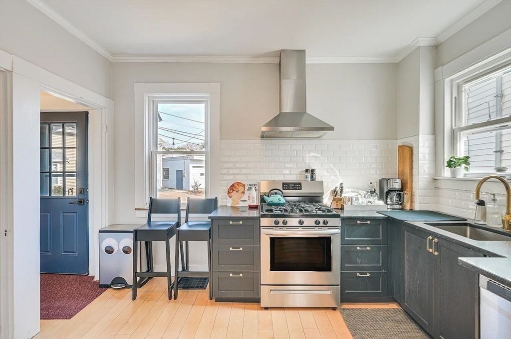 Interior, Kitchen, Stainless Steel Appliances, Wood Texture Flooring