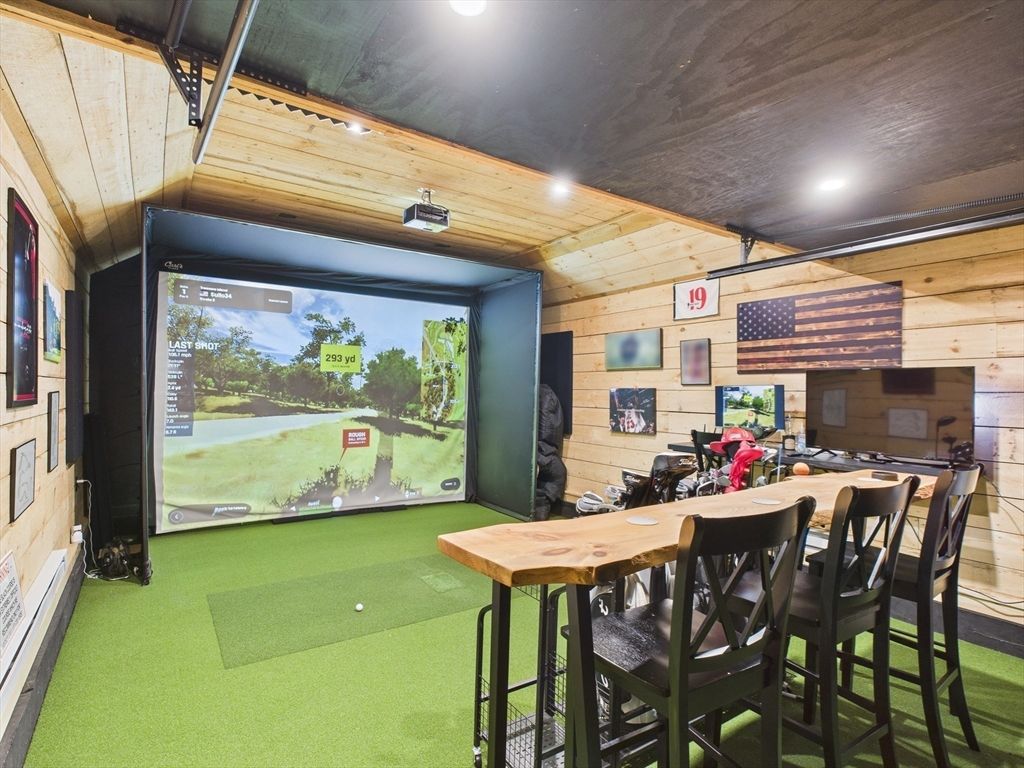 Dining room, Interior, Recessed Lighting, Wooden Ceilings, Wooden Walls