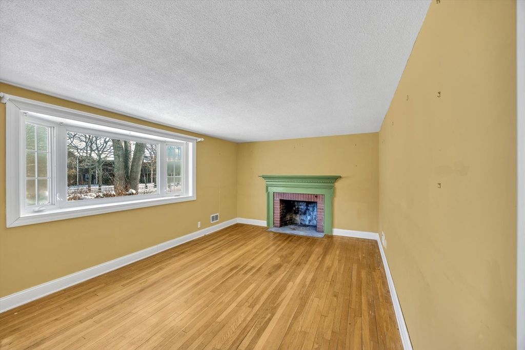 Empty room, Fireplace, Interior, Wood Texture Flooring