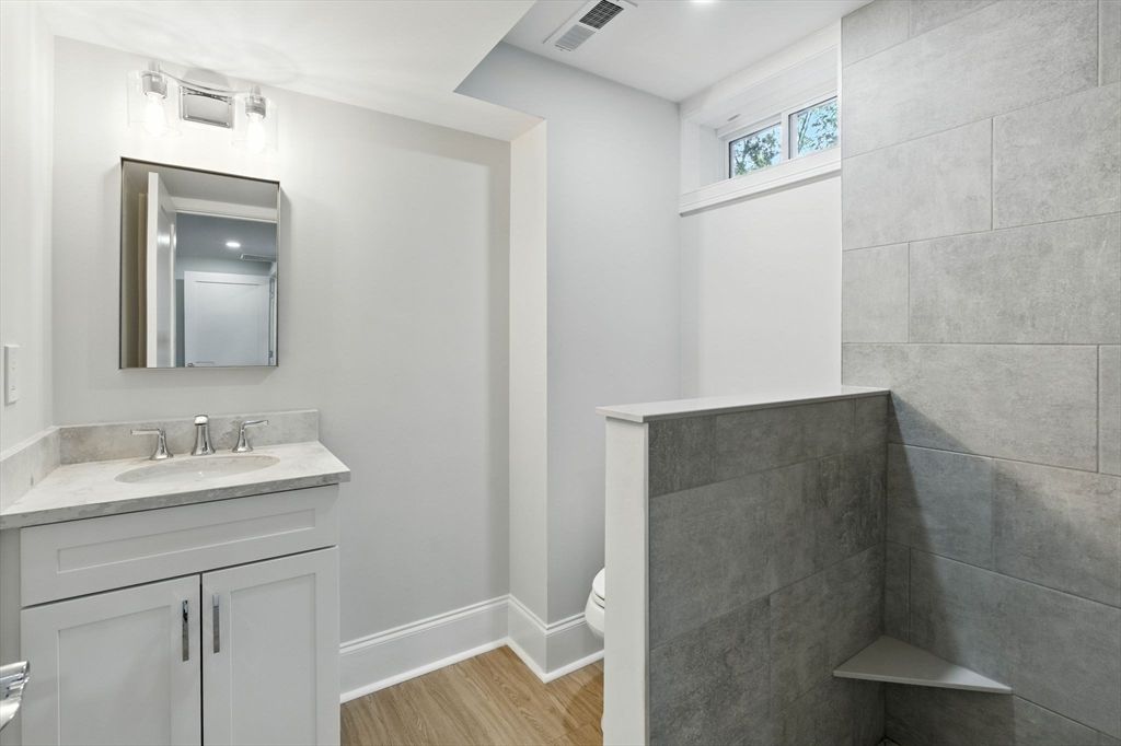 Bathroom, Interior, Recessed Lighting, Wood Texture Flooring