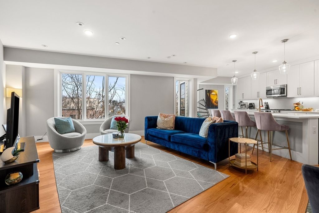 Interior, Kitchen, Living room, Pendant Lights, Recessed Lighting, Stainless Steel Appliances, Wood Texture Flooring