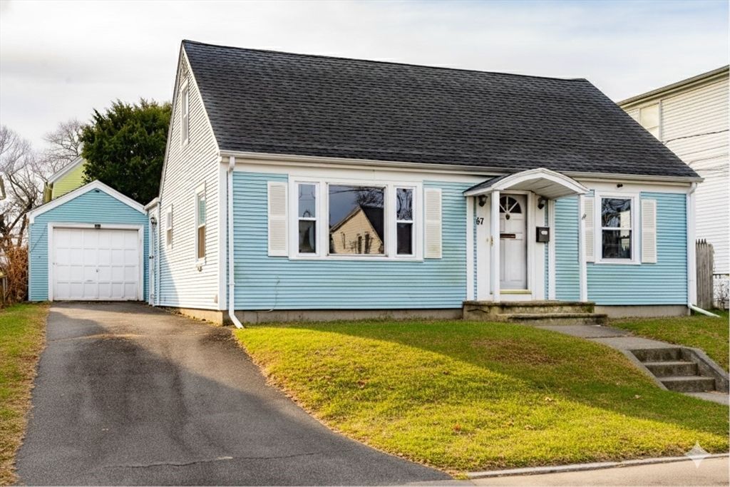 Detached Garage, Exterior, Facade, Cape Cod