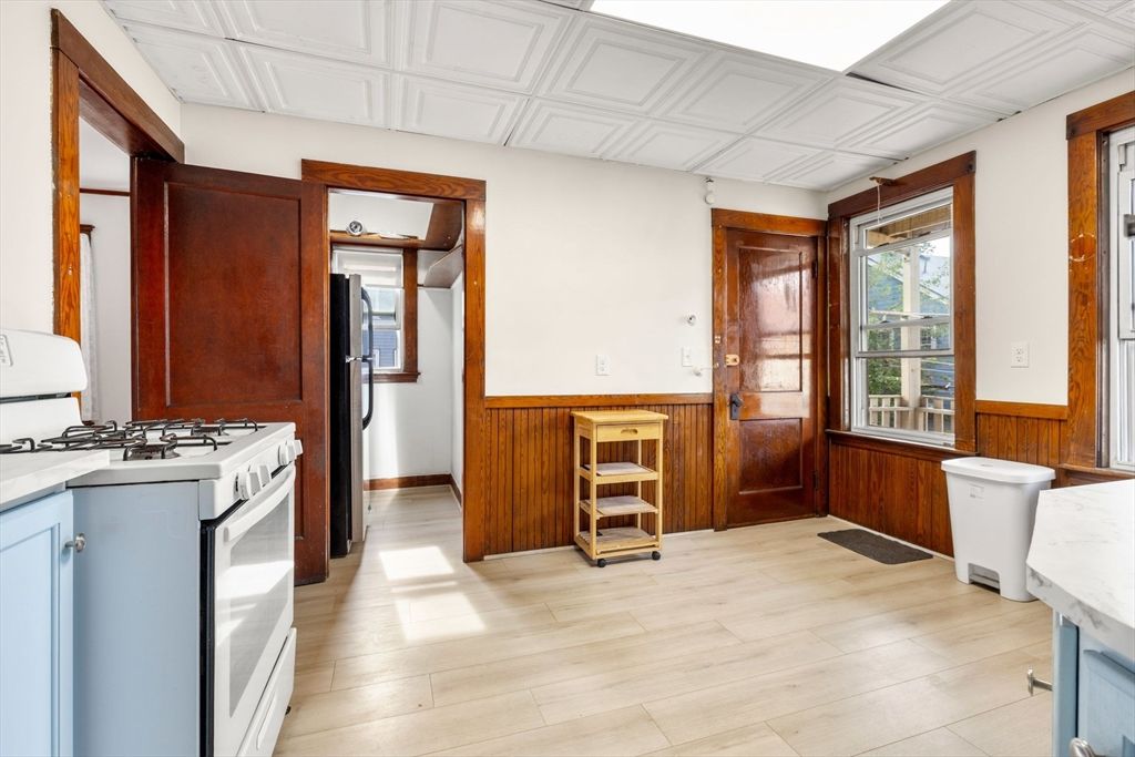 Interior, Kitchen, Wood Texture Flooring