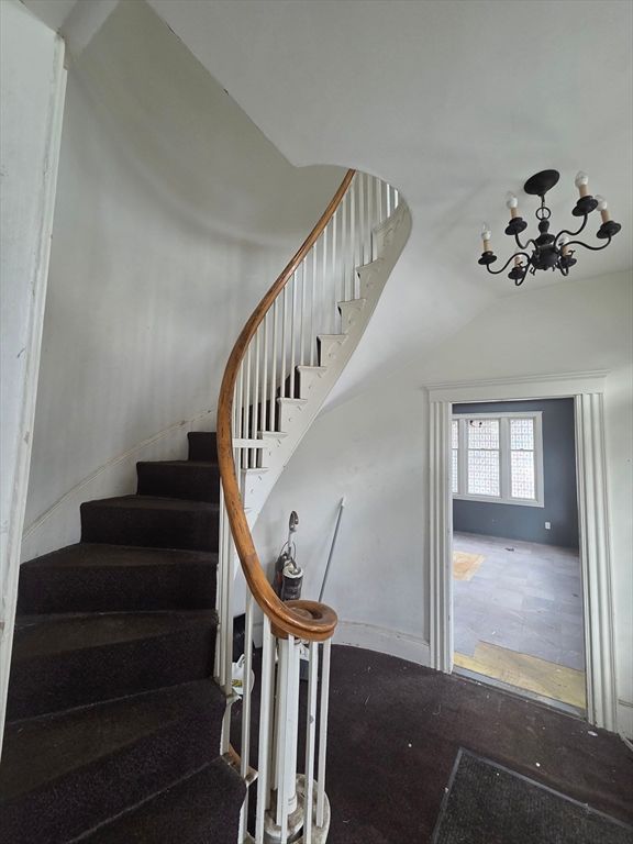 Chandelier, Interior