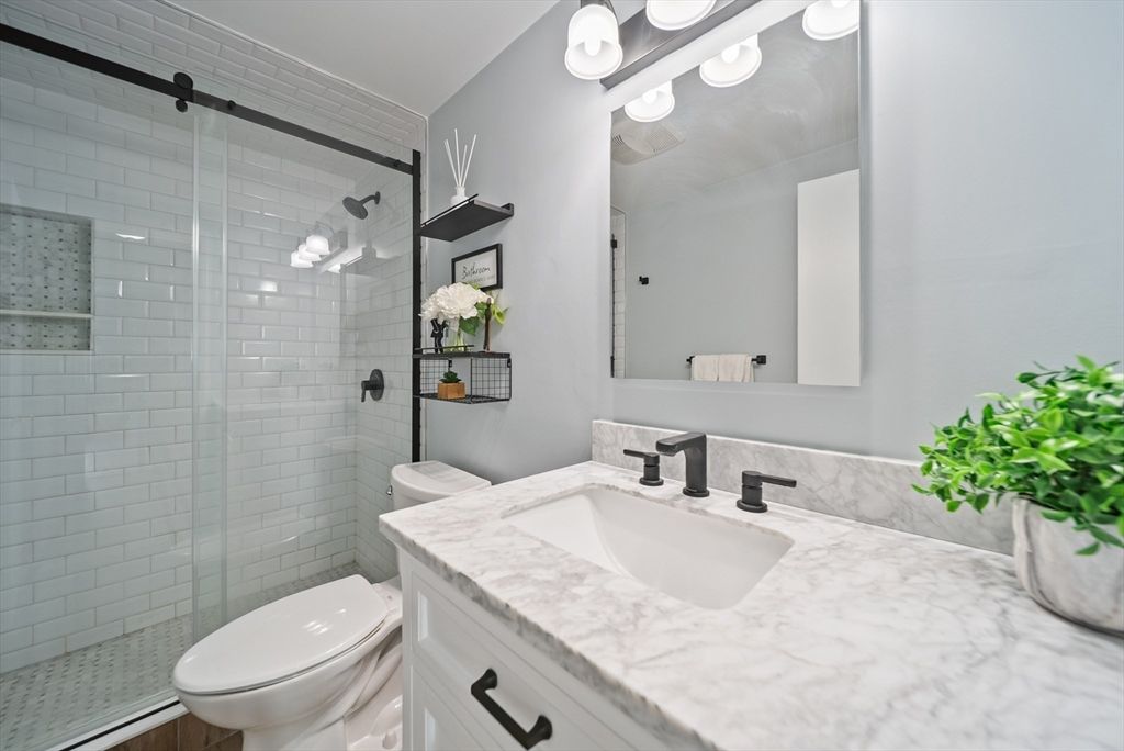 Bathroom, Glass Shower, Interior