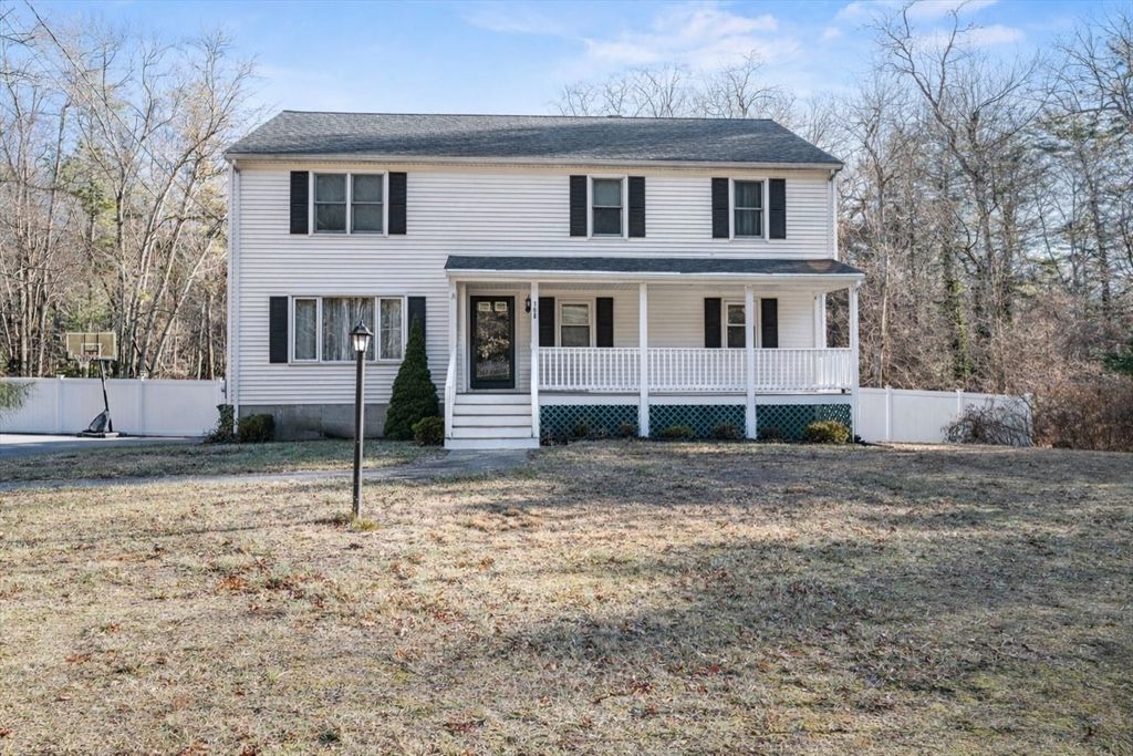 Exterior, Facade, Georgian