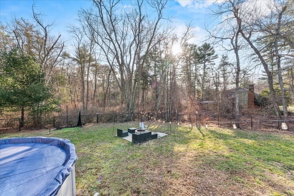 Backyard, Exterior, Hot Tub