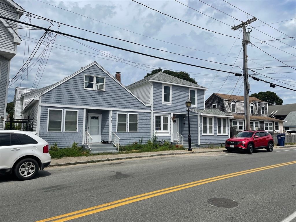 Exterior, Facade, Queen Anne Victorian