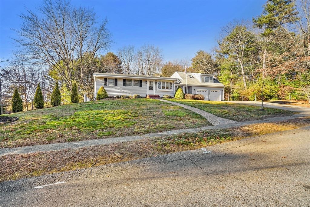 Attached, Backyard, Exterior, Facade, Cape Cod