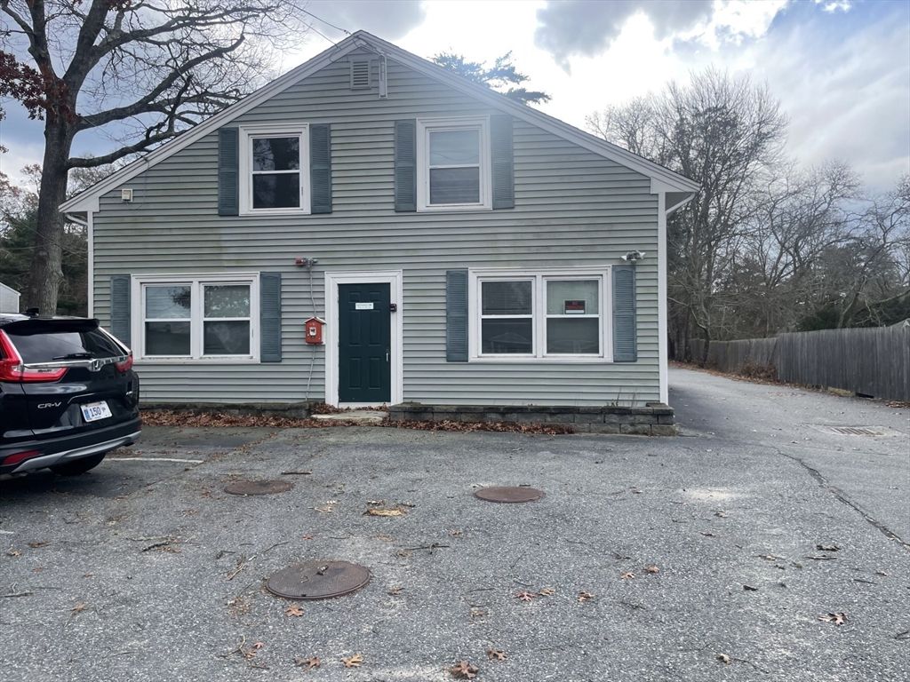 Exterior, Facade, Georgian