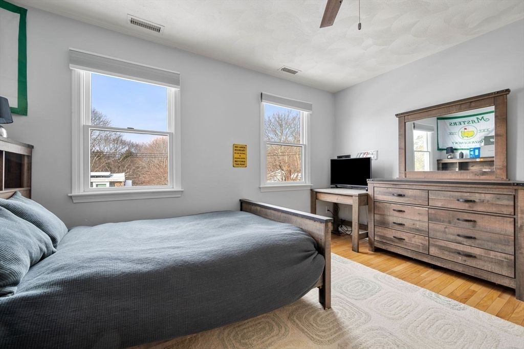 Bedroom, Home Office, Interior, Wood Texture Flooring