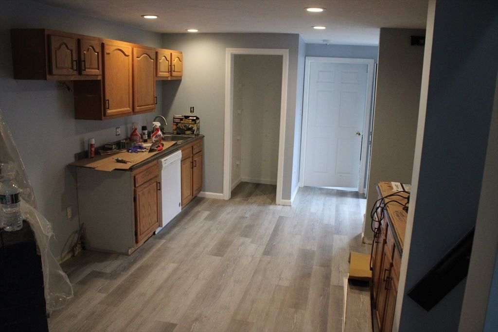 Interior, Kitchen, Recessed Lighting, Wood Texture Flooring